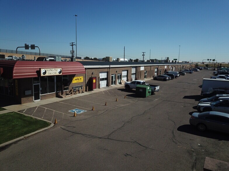 7152 Washington St, Denver, CO à louer - Photo de l’immeuble – Image 1 sur 5