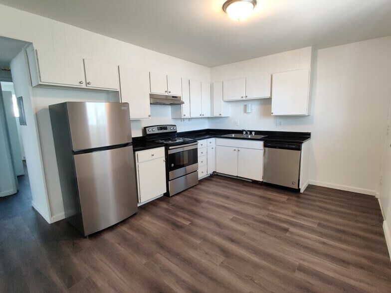 350 Wonder St, Reno, NV à vendre - Photo intérieure – Image 2 sur 26