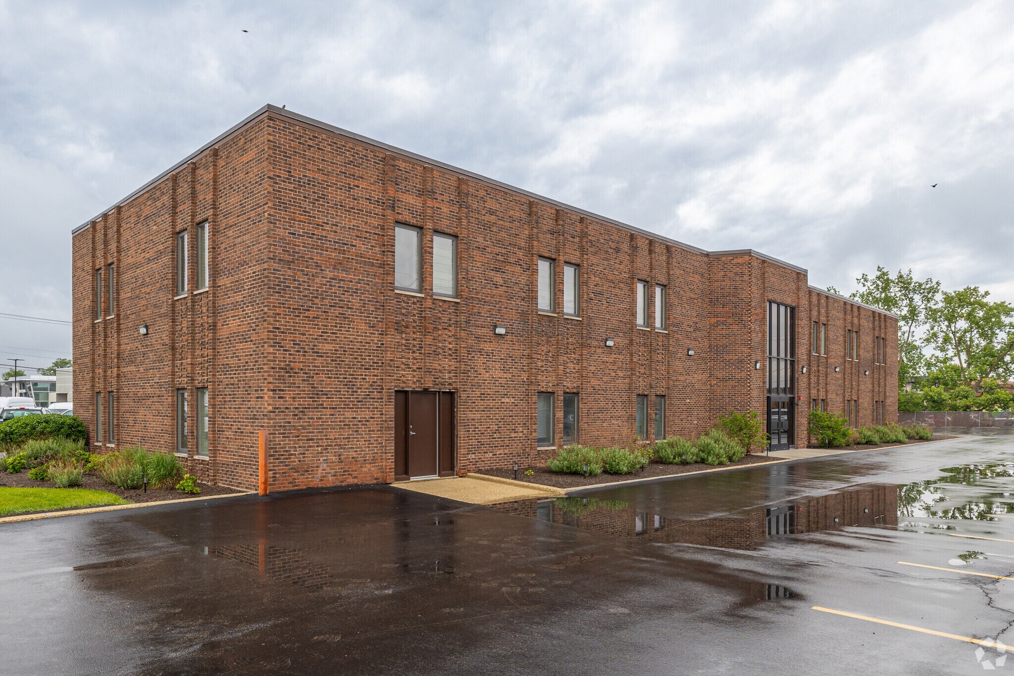 231 W Grand Ave, Bensenville, IL à vendre Photo principale– Image 1 sur 22