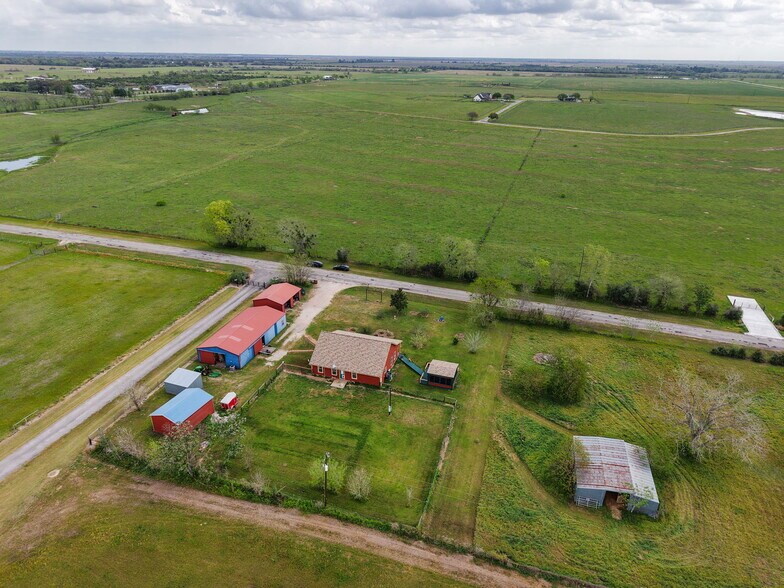 10191 Bonner Rd, Pattison, TX à vendre - Photo de l’immeuble – Image 2 sur 44