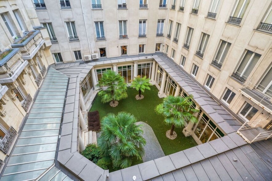 14-18 Rue Volney, Paris à louer - Photo de l’immeuble – Image 3 sur 7