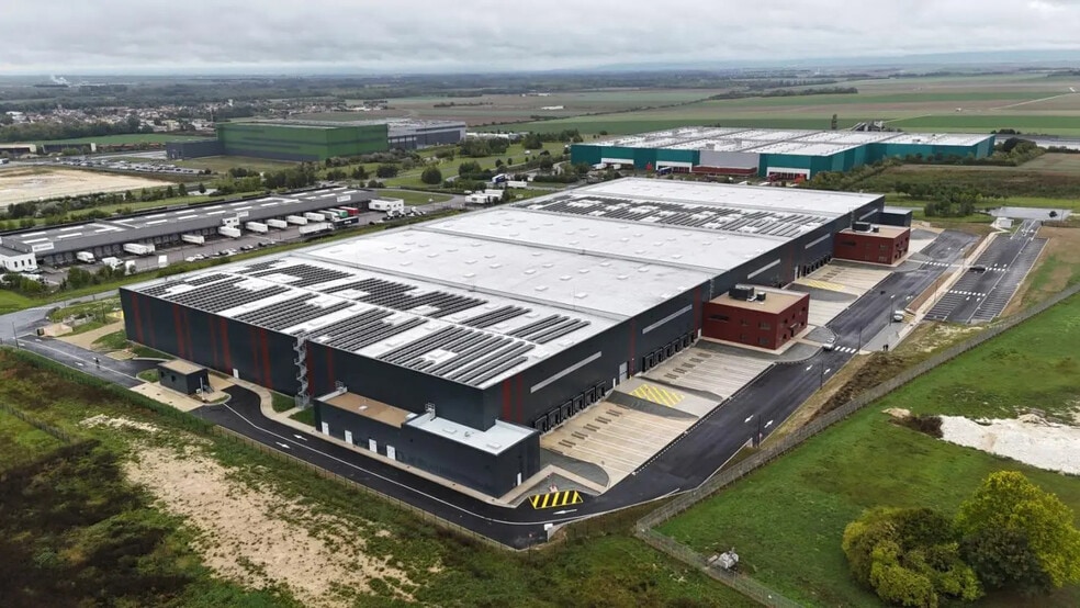 Industriel/Logistique dans Recy à louer - Photo de l’immeuble – Image 2 sur 12