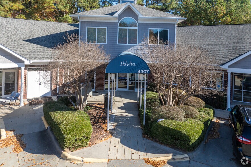 4307 Western Park Pl, Durham, NC à louer - Photo de l’immeuble – Image 2 sur 4