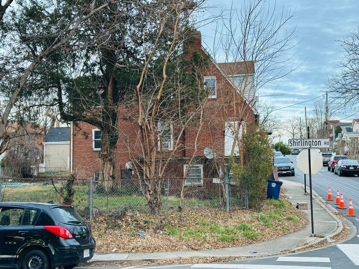 View Photo