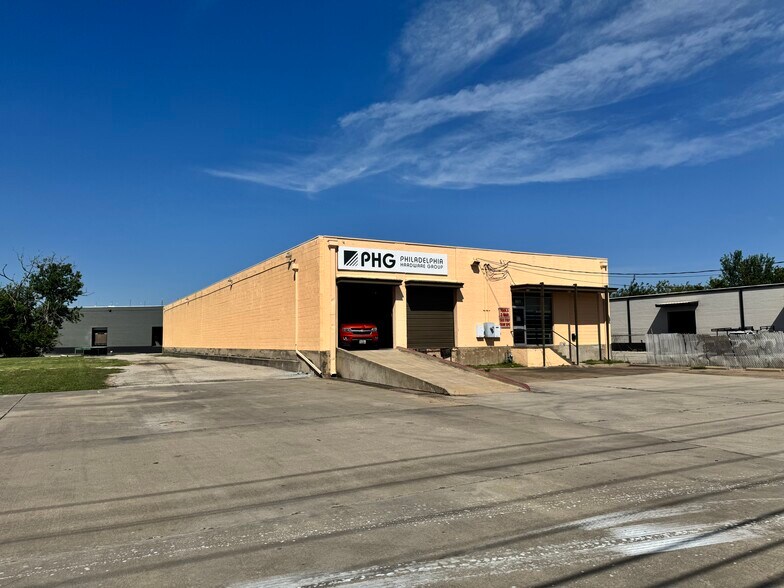 2611 Irving Blvd, Dallas, TX à vendre - Photo de l’immeuble – Image 2 sur 10