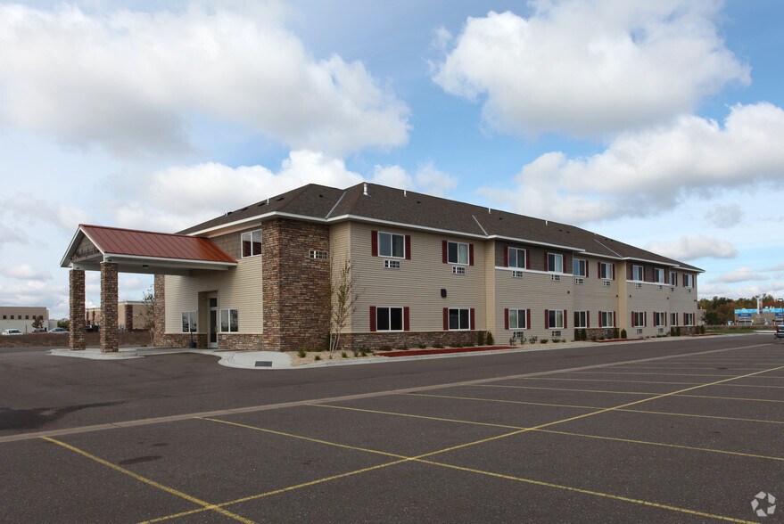16776 198th Ave, Big Lake, MN à vendre - Photo de l’immeuble – Image 3 sur 5