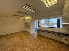 222 Hangleton Rd, Hove à louer Photo intérieure– Image 2 sur 2