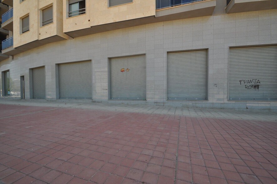 Local commercial dans Elda, Alicante à vendre - Photo de l’immeuble – Image 1 sur 11