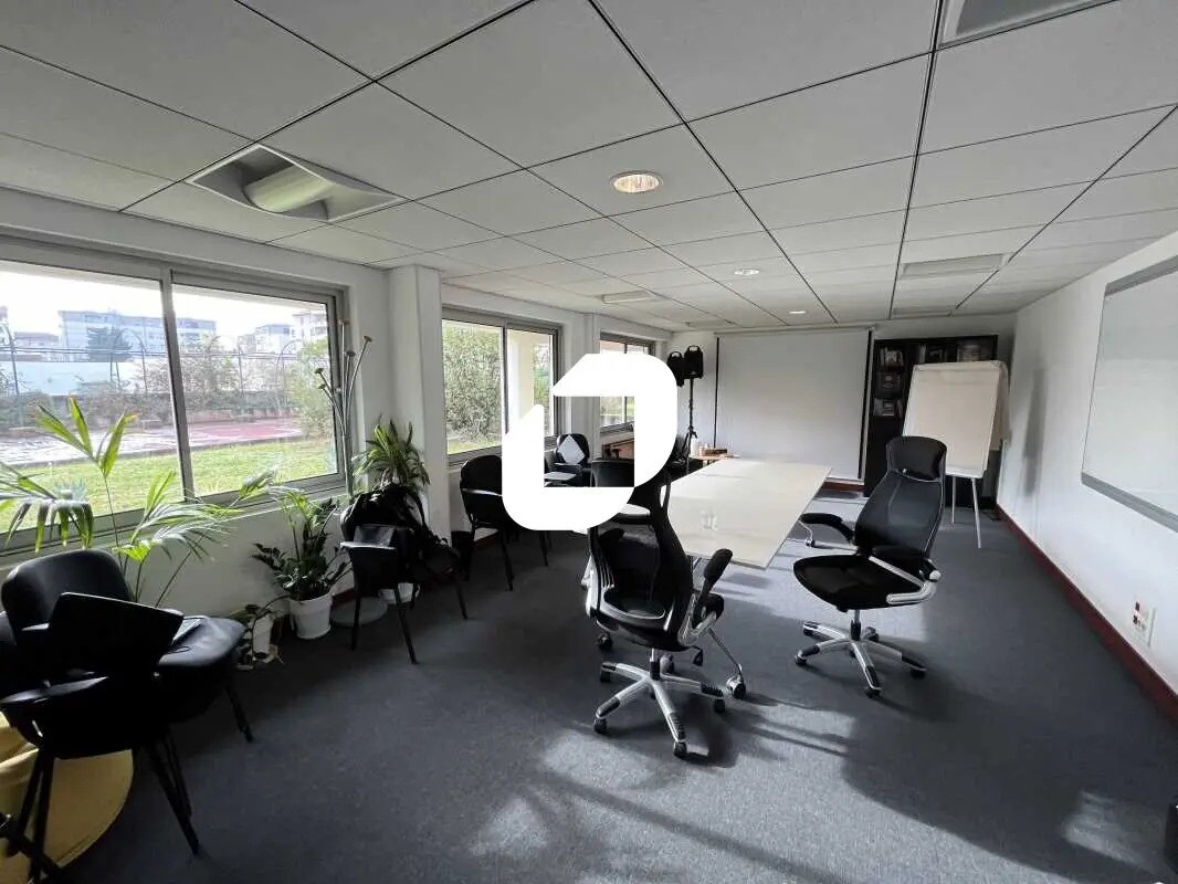 Bureau dans Lyon à vendre Photo de l’immeuble– Image 1 sur 13