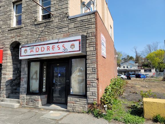 496-500 W Main St, Waterbury, CT à louer - Photo de l’immeuble – Image 1 sur 2