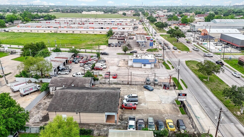 14206 S Post Oak Rd, Houston, TX à vendre - Photo de l’immeuble – Image 3 sur 25