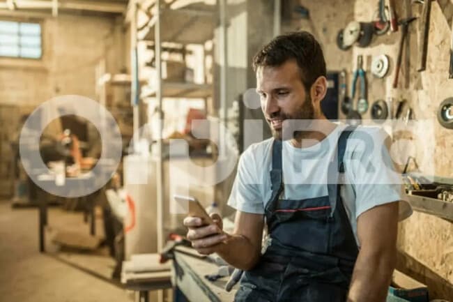 Plus de détails pour Local d'activités à louer