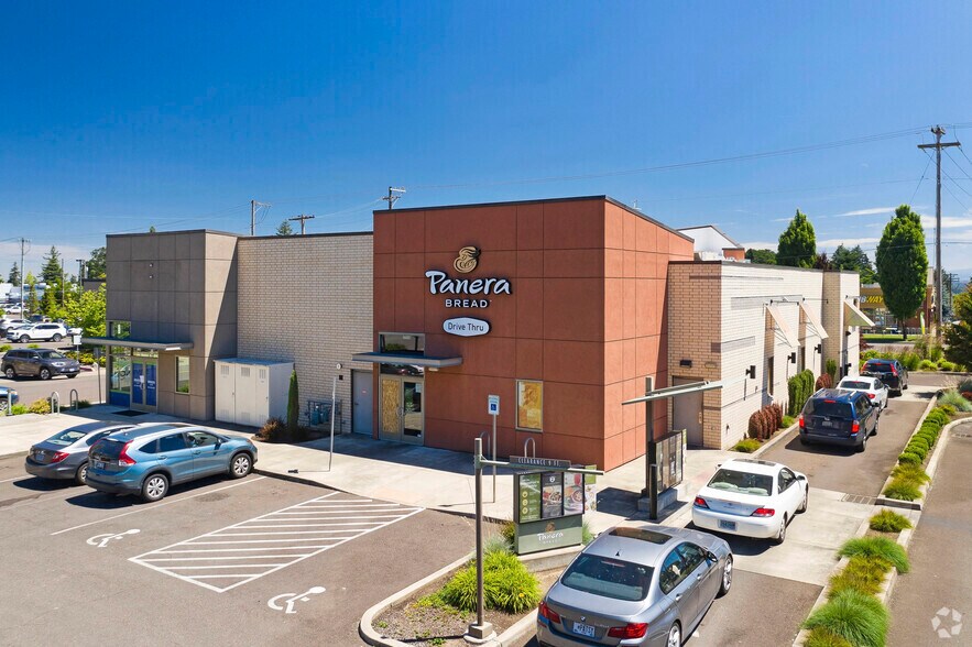 2825 Commercial St SE, Salem, OR à louer - Photo principale – Image 1 sur 4