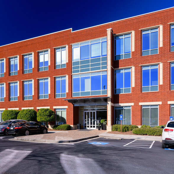 2905 Premiere Pky, Duluth, GA à louer - Photo de l’immeuble – Image 3 sur 10