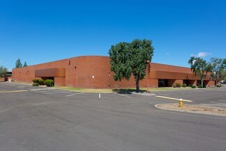 Plus de détails pour 18008 N Black Canyon Fwy, Phoenix, AZ - Industriel/Logistique à louer