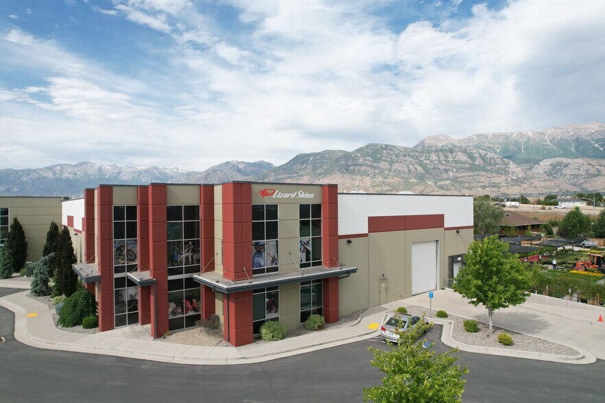 885 S Auto Mall Dr, American Fork, UT à louer - Photo de l’immeuble – Image 1 sur 12