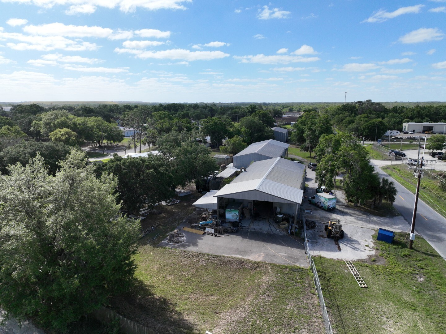 611 Prairie Mine Rd, Mulberry, FL à vendre Photo de l’immeuble– Image 1 sur 3