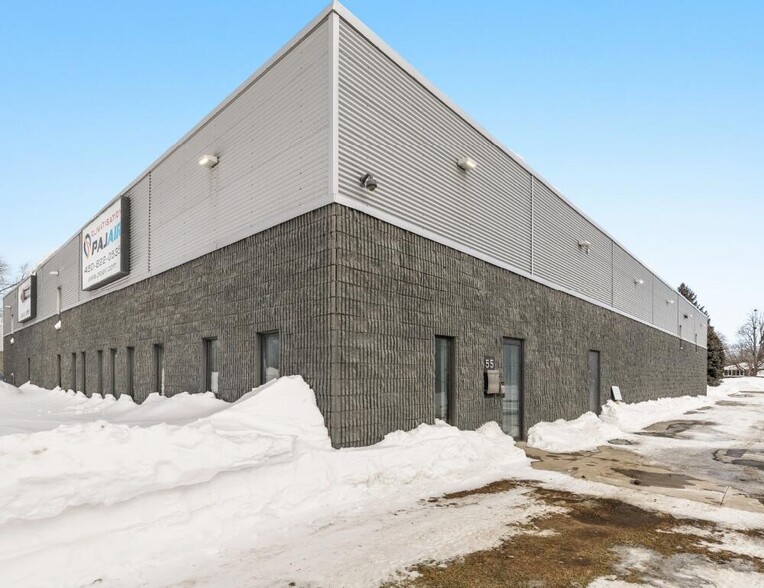 53-55 Rue De La Pointe-Langlois, Laval, QC à louer - Photo de l’immeuble – Image 2 sur 2