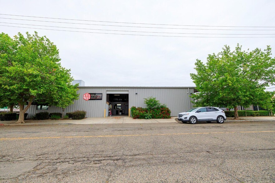 213 C St, Turlock, CA à vendre - Photo de l’immeuble – Image 3 sur 33