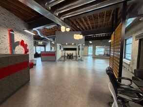 1785 Walker Rd, Windsor, ON à louer Photo de l’immeuble– Image 1 sur 15