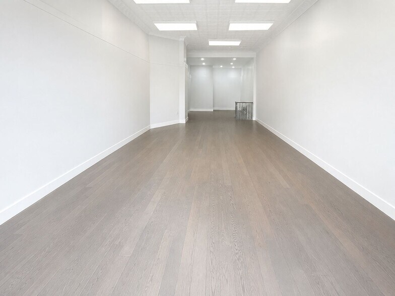 1018-1020 Broadway, Woodmere, NY à louer - Photo intérieure – Image 2 sur 5