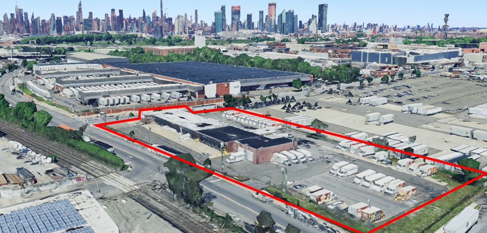 5607 48th St, Maspeth, NY à louer - Photo de l’immeuble – Image 1 sur 2