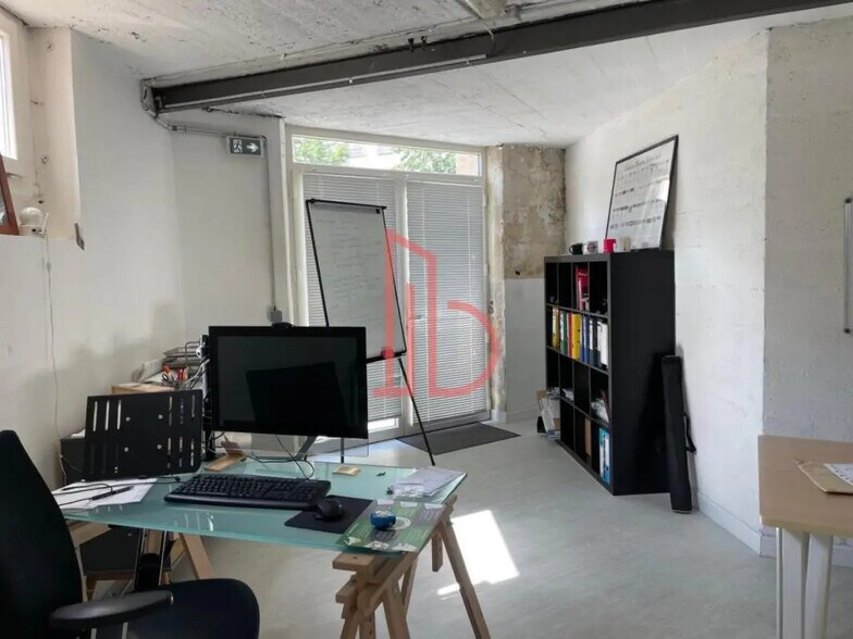 Bureau dans Bordeaux à louer - Photo de l’immeuble – Image 2 sur 9