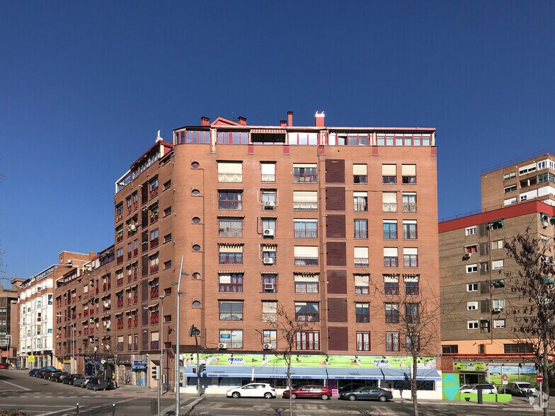 Calle de Arganda, 39, Madrid, Madrid à louer - Photo de l’immeuble – Image 3 sur 3
