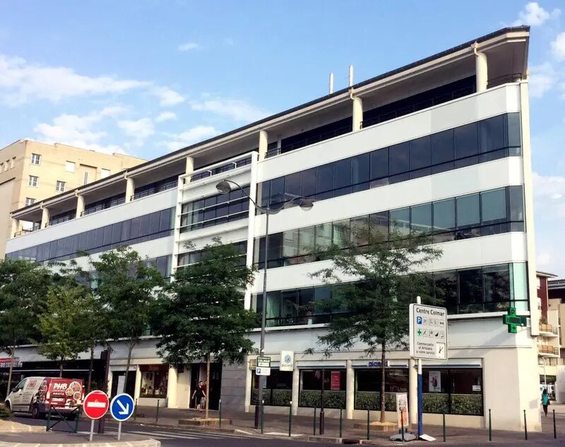 21 Avenue De Colmar, Rueil-Malmaison à louer Photo de l’immeuble– Image 1 sur 15