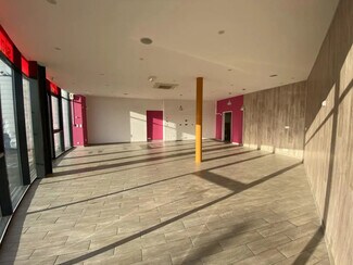 Plus de détails pour Local commercial à louer