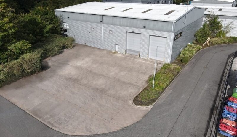 Dunkirk Ln, Hyde à louer - Photo de l’immeuble – Image 2 sur 4