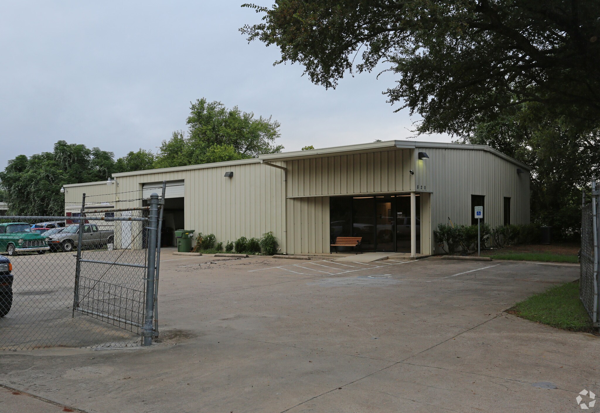 820 Turner Way, Mansfield, TX à louer Photo principale– Image 1 sur 18