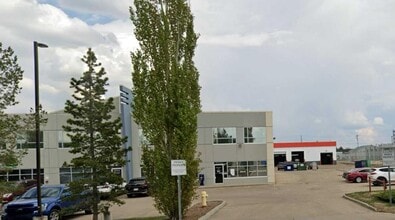 10555 172 St NW, Edmonton, AB à louer Photo de l’immeuble– Image 1 sur 5