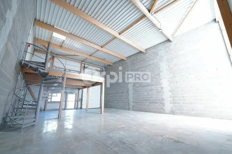 296 Allée Des Lilas, Saint-Vulbas à vendre - Photo intérieure – Image 3 sur 7