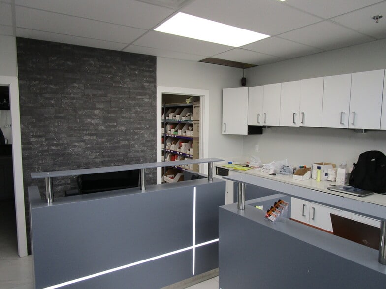 11211 180 St NW, Edmonton, AB à vendre - Photo intérieure – Image 2 sur 31