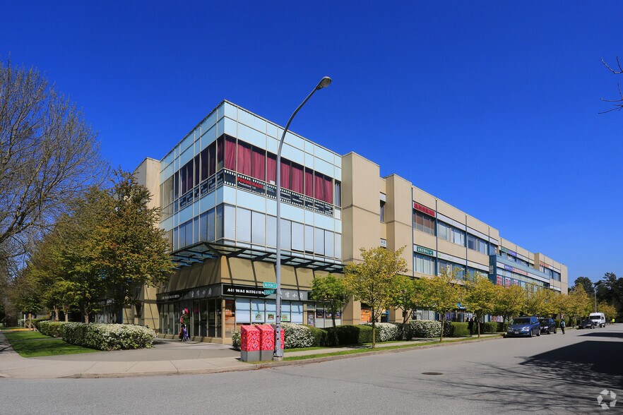 8888 Odlin Cres, Richmond, BC à vendre - Photo de l’immeuble – Image 2 sur 17