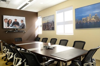 15800-15880 Pines Blvd, Pembroke Pines, FL à louer Photo intérieure– Image 1 sur 6