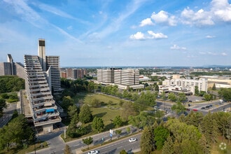 5100 Rue Sherbrooke E, Montréal, QC - VUE AÉRIENNE  vue de carte
