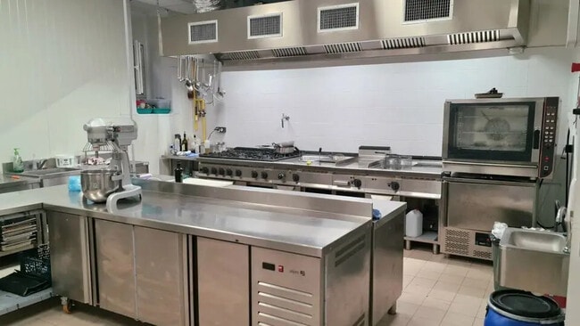 Plus de détails pour Local commercial à louer