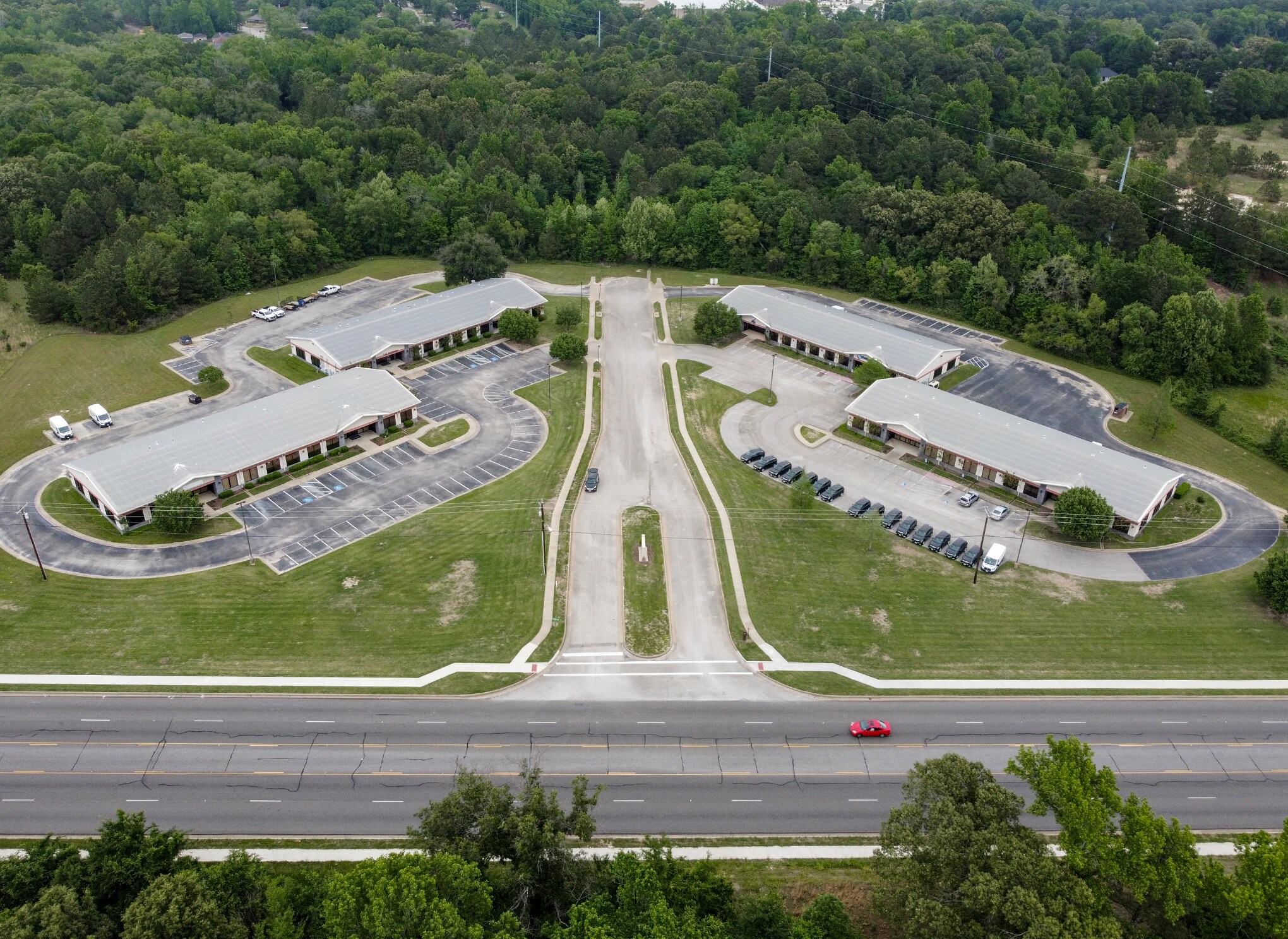 104-115 Jordan Plaza Blvd, Tyler, TX à louer Photo de l’immeuble– Image 1 sur 37