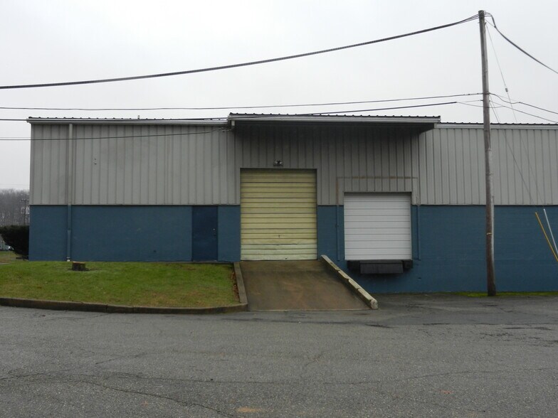 2 Howard Place, Kenvil NJ, Ledgewood, NJ à louer - Photo de l’immeuble – Image 3 sur 6