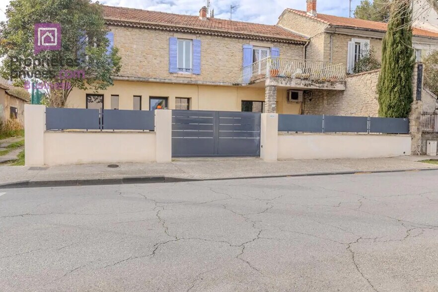 Bureau dans Carpentras à louer - Photo de l’immeuble – Image 1 sur 14