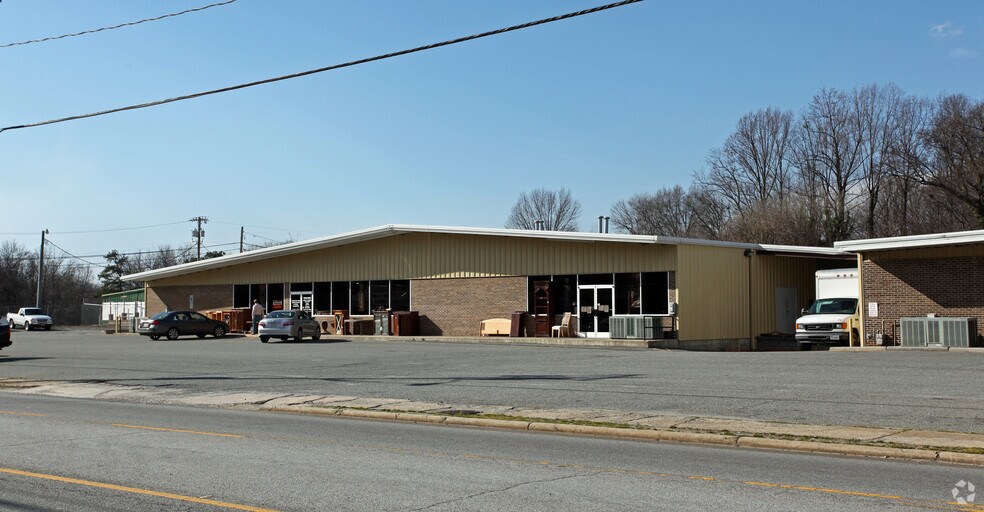 1604 S Main St, Lexington, NC à vendre - Photo de l’immeuble – Image 2 sur 9
