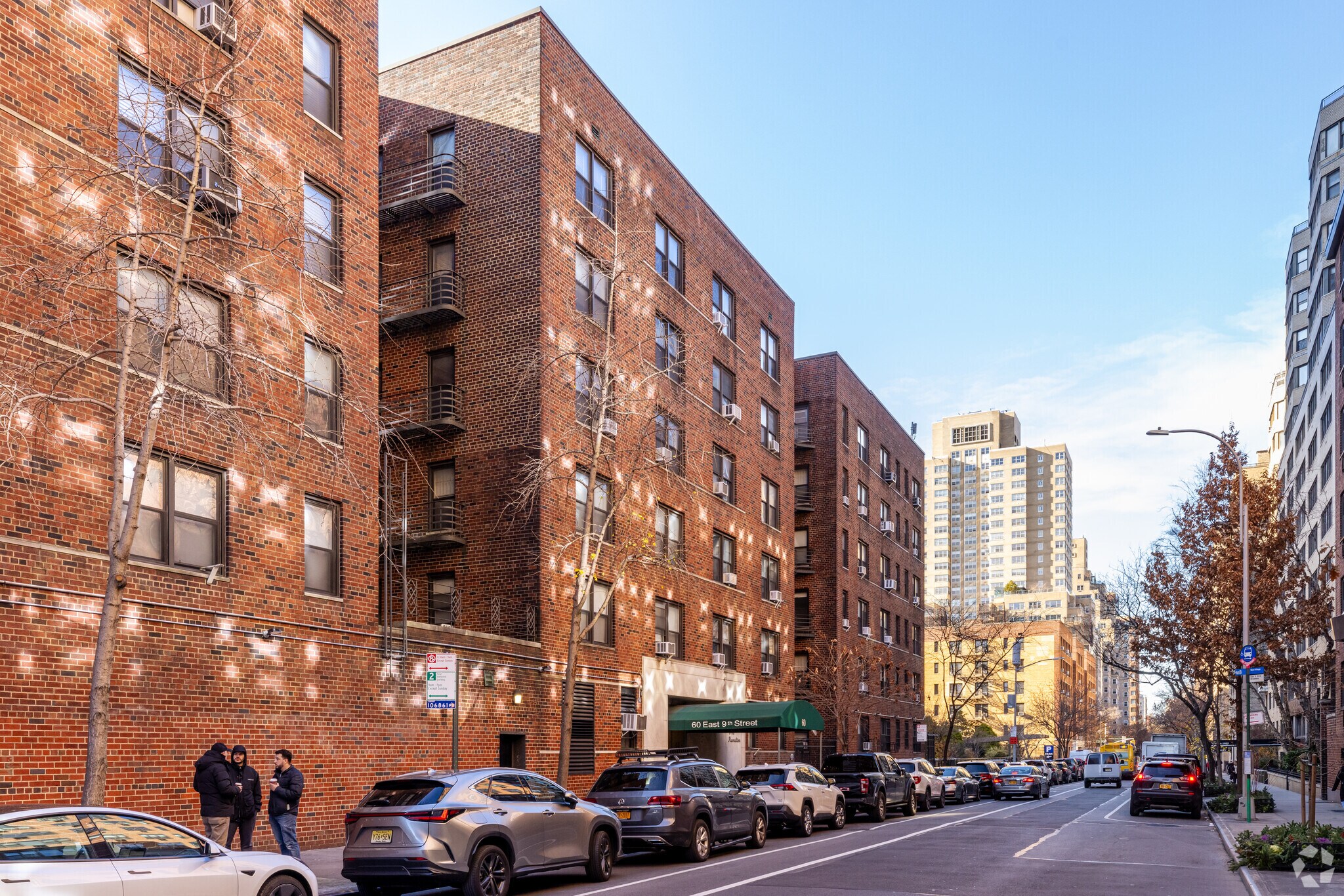 757-769 Broadway, New York, NY à louer Photo principale– Image 1 sur 9