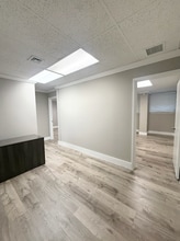 2425 E Commercial Blvd, Fort Lauderdale, FL à louer Photo intérieure– Image 1 sur 4