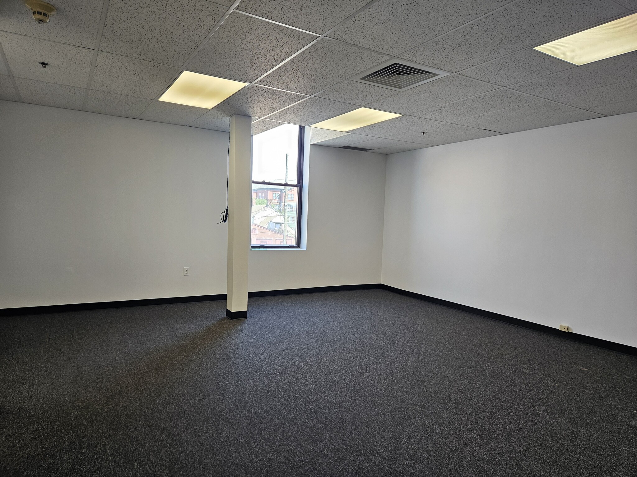 484 Main St, Middletown, CT à louer Photo intérieure– Image 1 sur 3