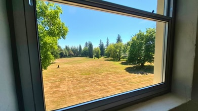 1801 Hub Dr, Sedro Woolley, WA à louer Photo intérieure– Image 2 sur 5