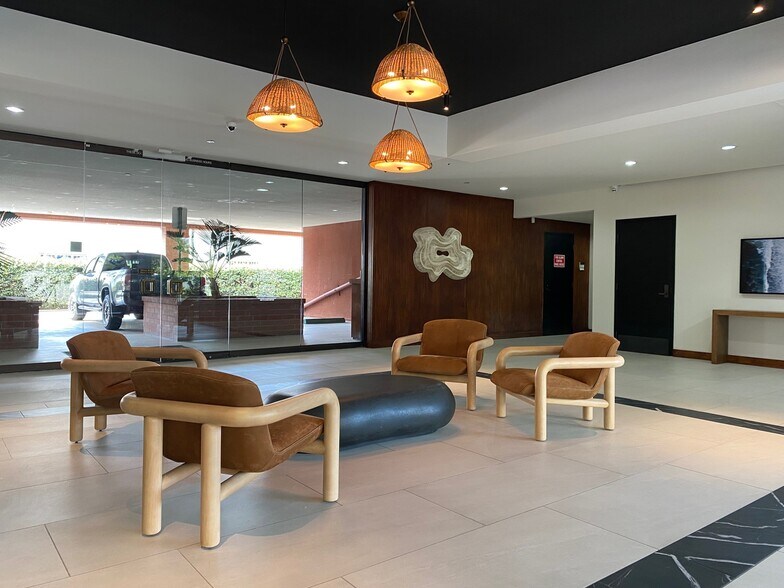 3465 Camino del Rio S, San Diego, CA à louer - Photo de l’immeuble – Image 3 sur 19