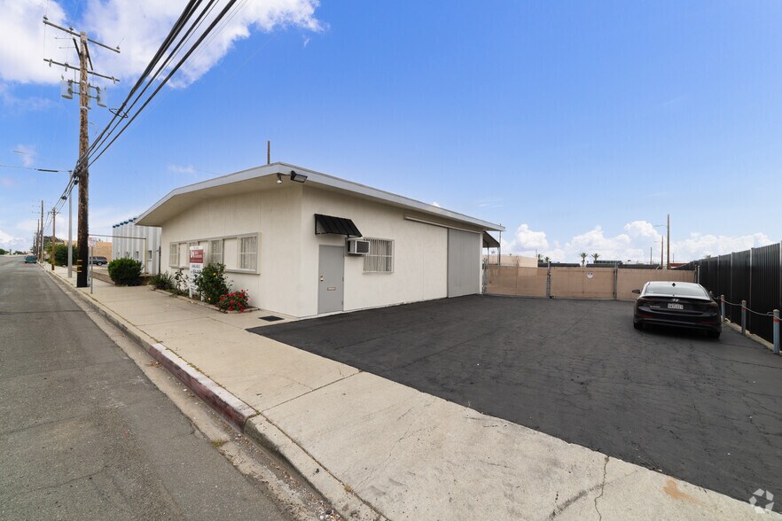 1247 Brooks St, Ontario, CA à louer - Numérisation 3D Matterport – Image 2 sur 40