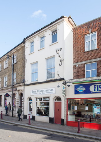 Plus de détails pour 112 Guildford St, Chertsey - Logement à vendre